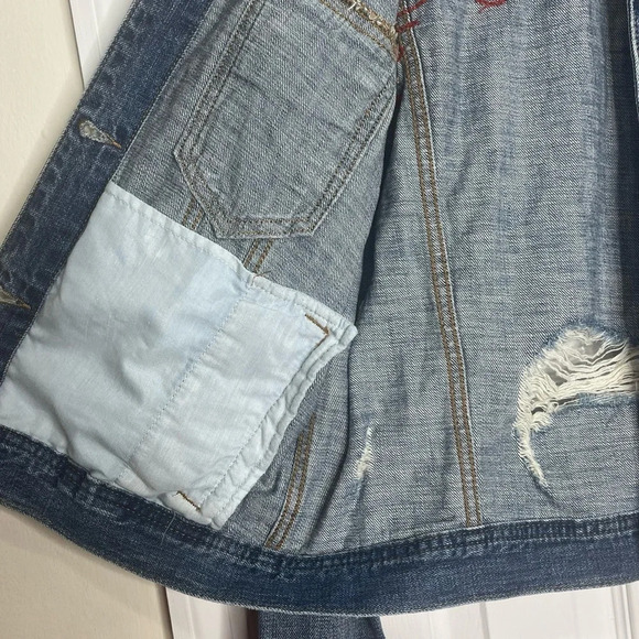 American Eagle Distressed Embroidered Floral Jean Jacket - Size Small - Picture 7 of 8